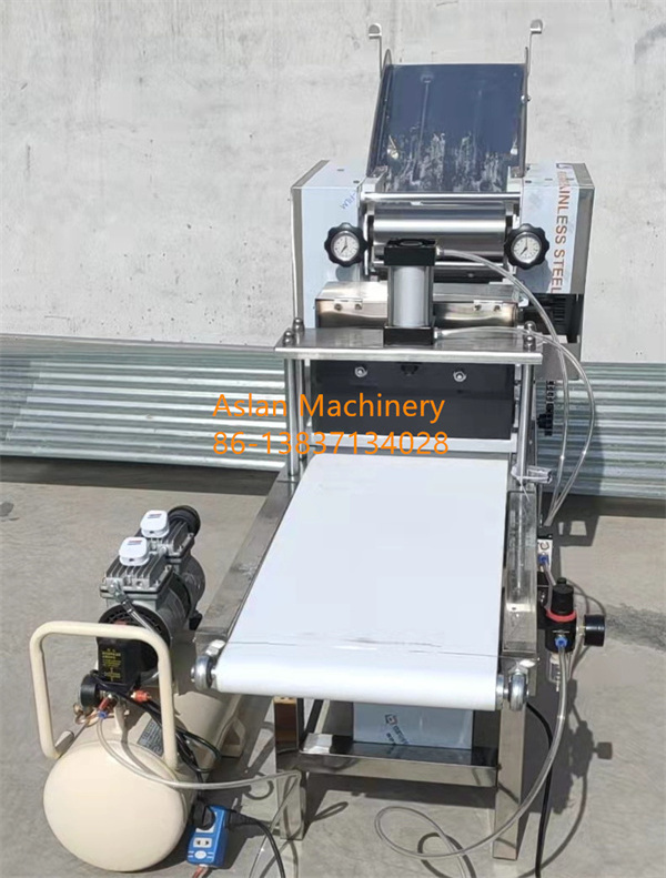 Grissini dough stick maker/bread stick making machine/Pretzel stick forming machine