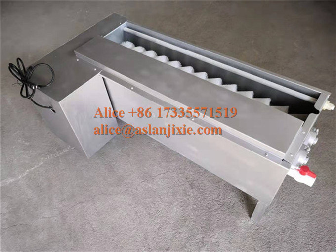 Salted egg washing machine/ household Hen egg brush roller cleaning machine /farm Goose egg cleaning  machine