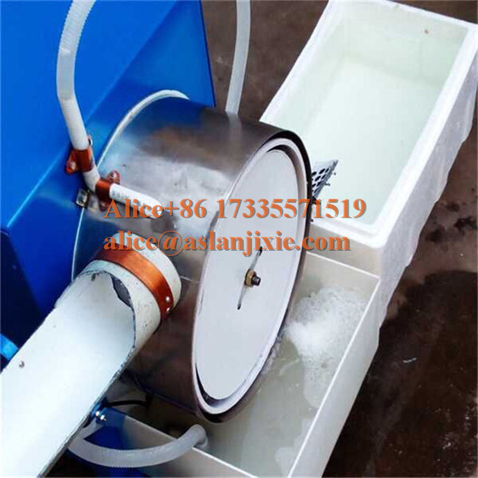 2022 fresh chicken egg washing machine/small goose egg water cleaning machine/single line carbon steel egg brush washing machine