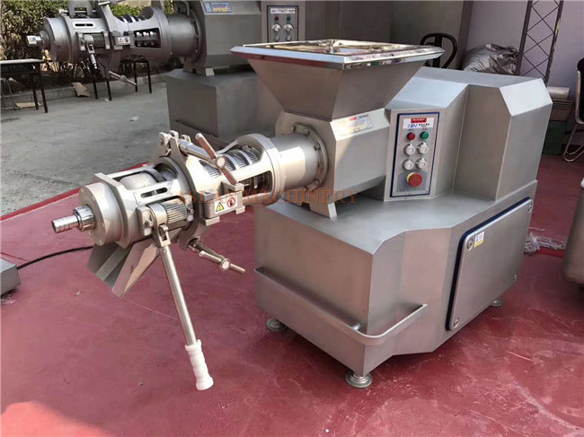 200 kg  bone meat separating machine/poultry rabbit leg meat deboner/low temperature meat bone mincing machine