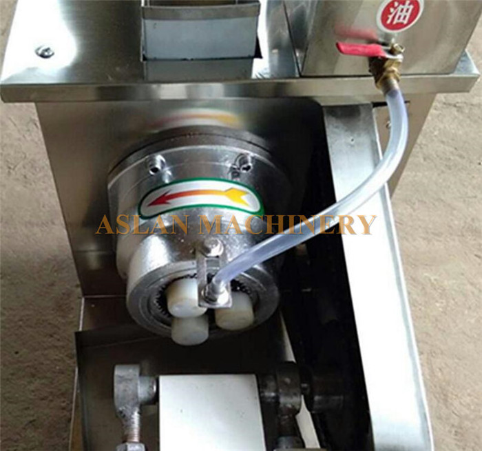 Fry Mahua doughnut twisting machine/Chinese Pretzel dough twist making machine