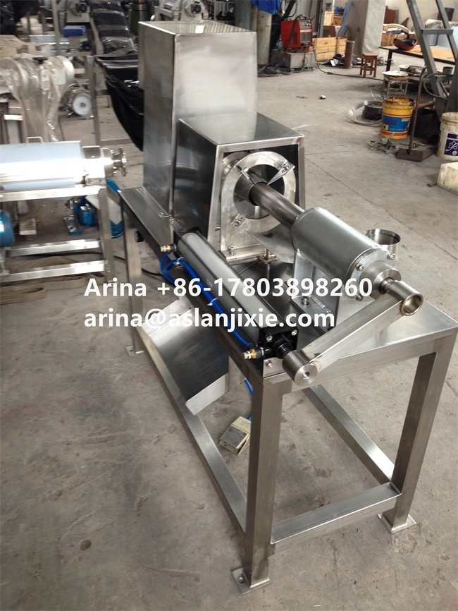 Automatic electric pineapple peeling and coring machine pineapple peeler and corer machine