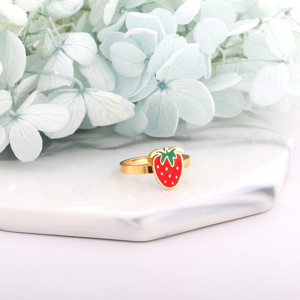 Ason Factory Wholesale High Quality Girls Cute Fruit Rings Gold Color Strawberry Stainless Steel Ring