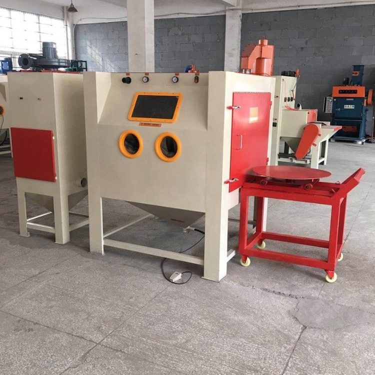 Sand blasting machine