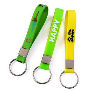 personalised oem logo rubber silicone wristband key holder set with keyring