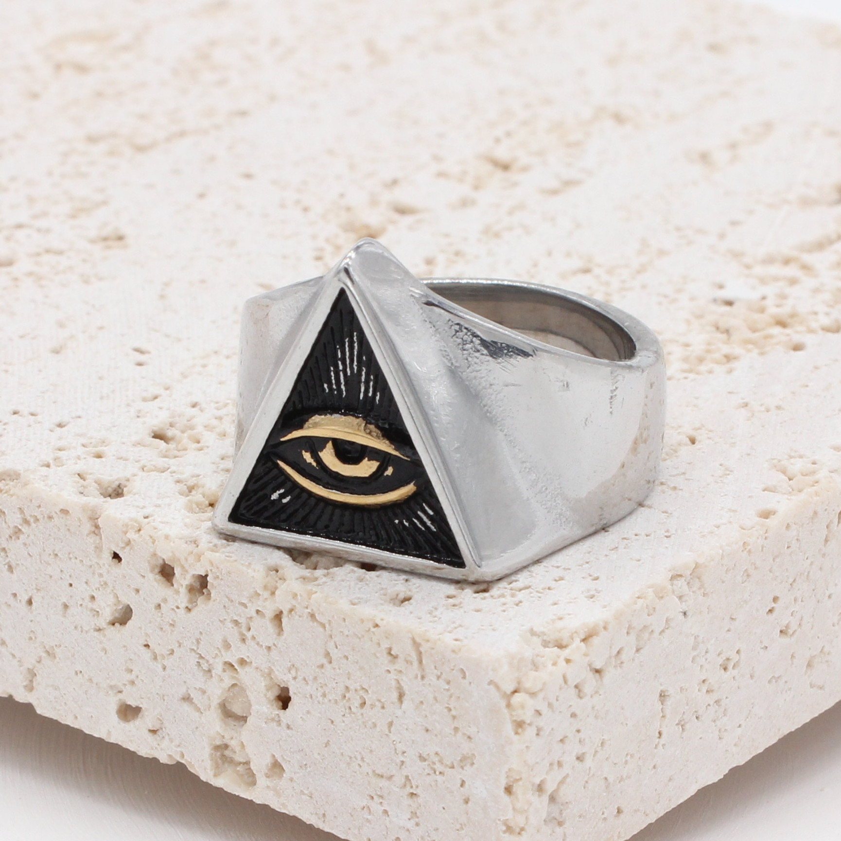 Old Style Amulet Retro Ancient Symbol Pyramid Triangle Stainless Steel Finger Rings Eye Ring Illuminati Ring For Men