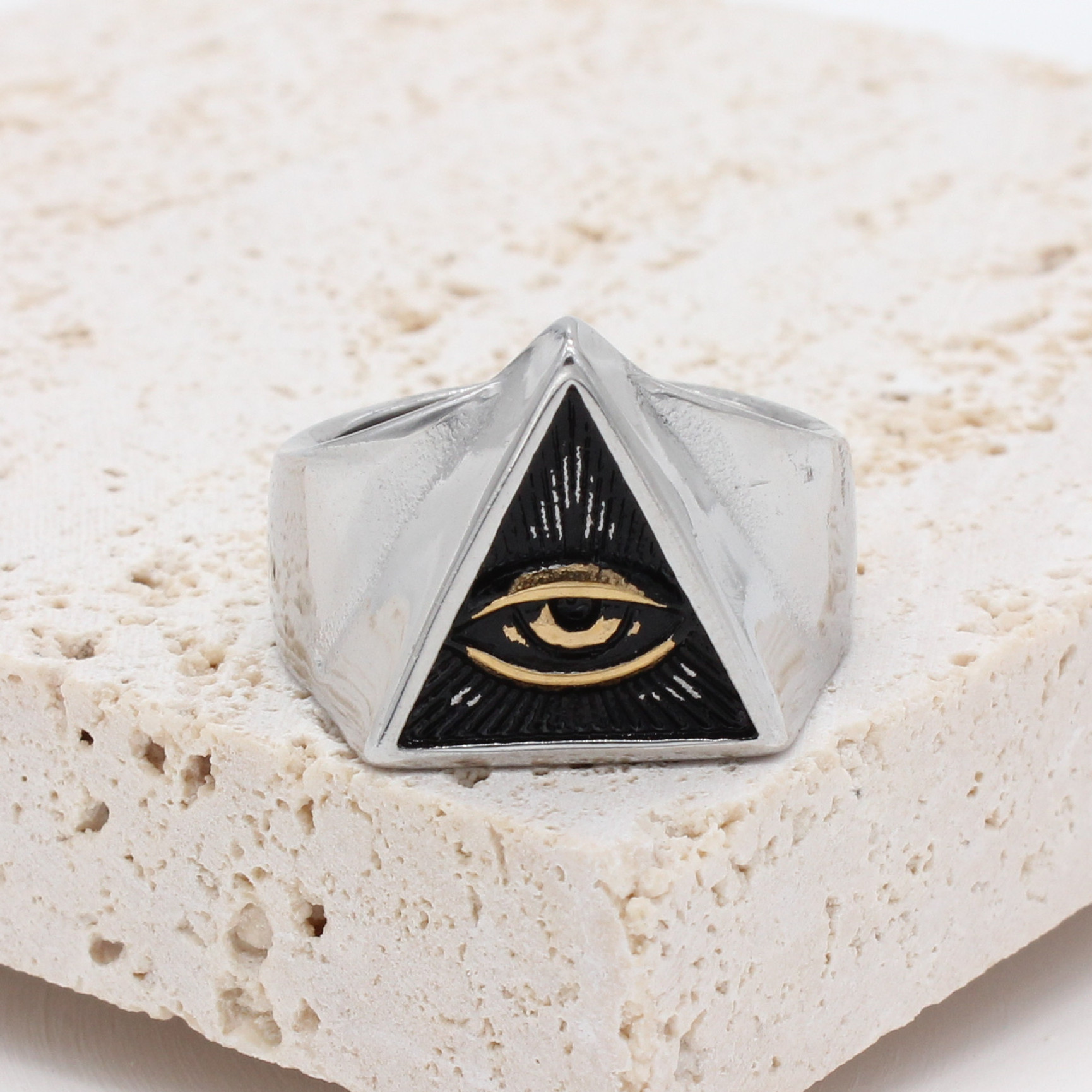 Old Style Amulet Retro Ancient Symbol Pyramid Triangle Stainless Steel Finger Rings Eye Ring Illuminati Ring For Men