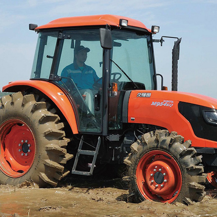 M704K 70HP second hand tractor for agriculture used tractors Japan small kubota 4X4 machinery tractor