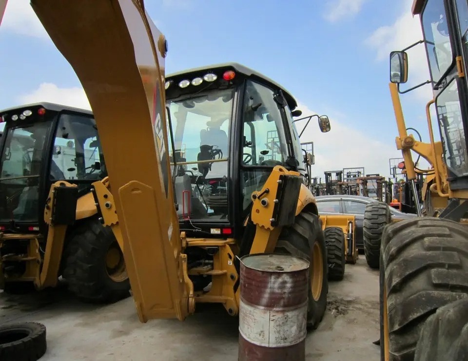 mini loader used backhoe loader cat 420f for sale in Shanghai used cat backhoe retro excavator CAT 420F 420F2