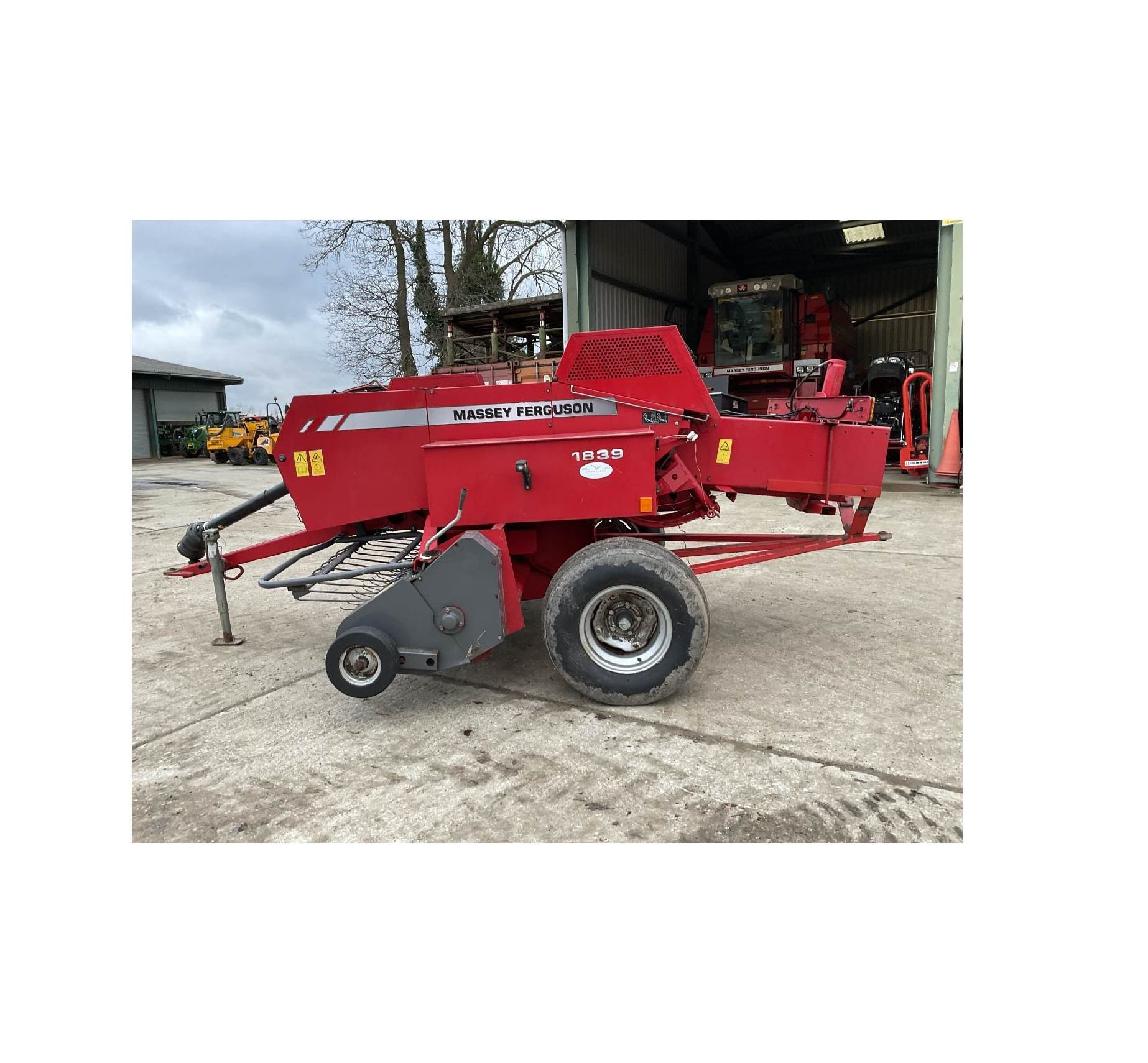 used baler Massey Ferguson 1839 agricultural machinery used farm mini packer made in Austria cheap balers