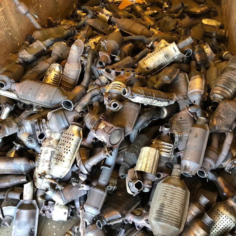 Used Catalytic Converters for Scraps