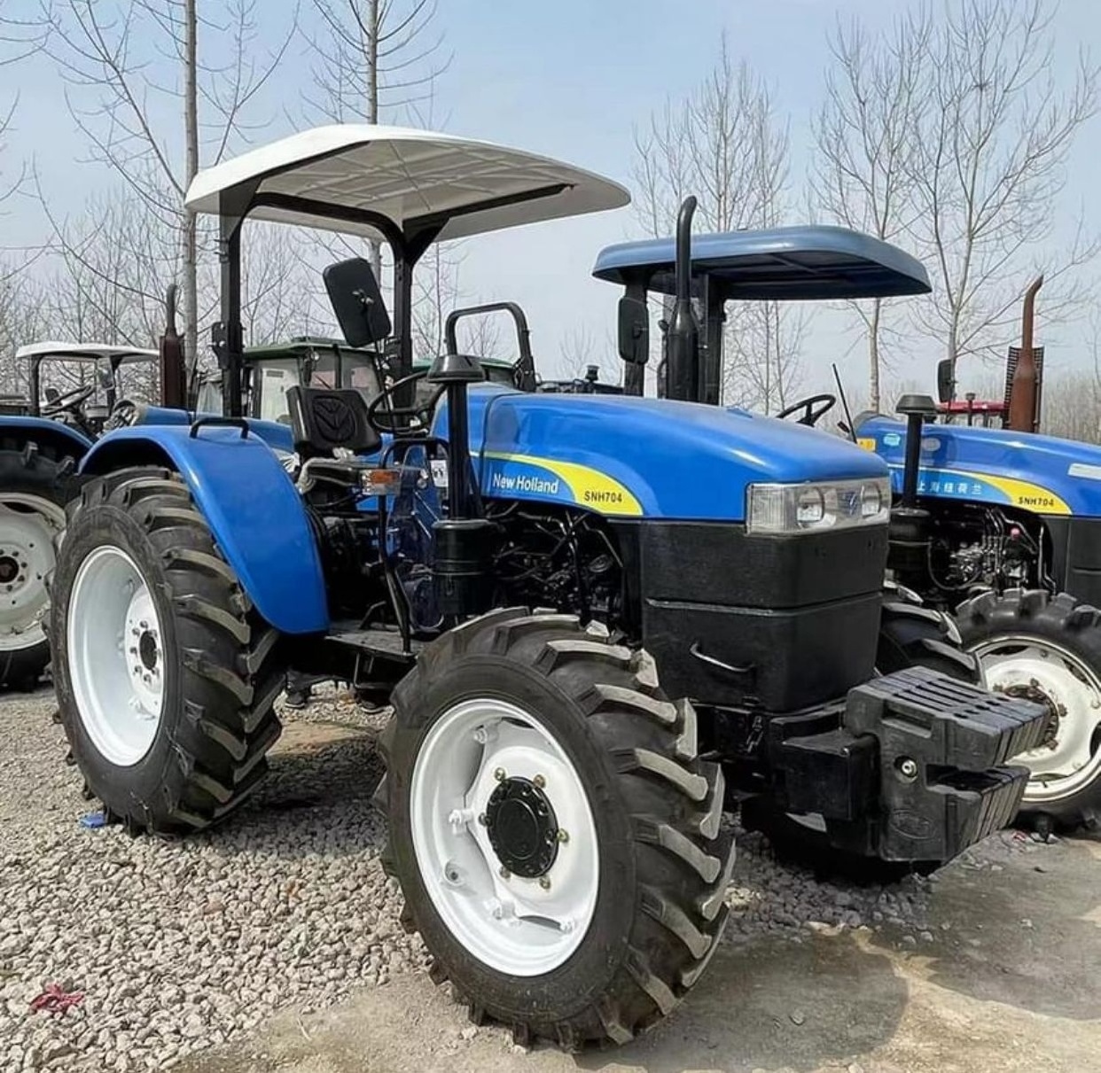 Factory Direct Selling NEW holland 90HP 4*4 Mini Farm Use Second-hand Used Farm Tractors AVAILABLE for Sale