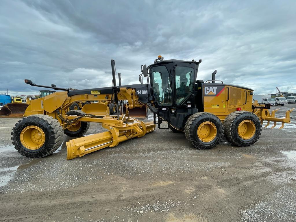 Good Condition CAT 140M second hand grader cat 140M  cheap price motor grader used japan Cat 140M grader motor with good tire