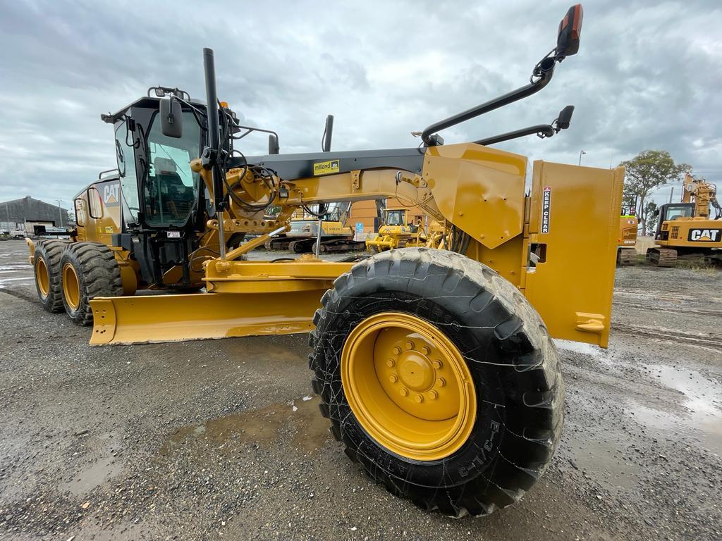 Good Condition CAT 140M second hand grader cat 140M  cheap price motor grader used japan Cat 140M grader motor with good tire