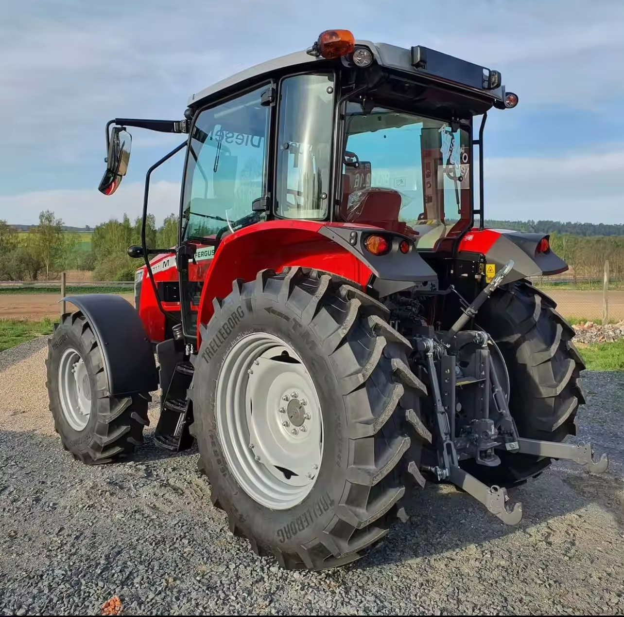 85HP  Used/ New Massey Ferguson 385 4WD Perkins Engine Farm Tractor For Sell / Fairly Used MF385 Agricultural Tractor