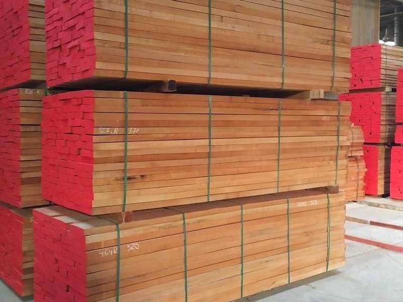 Factory direct supply construction wood square pine lumber engineering site wood square wholesale