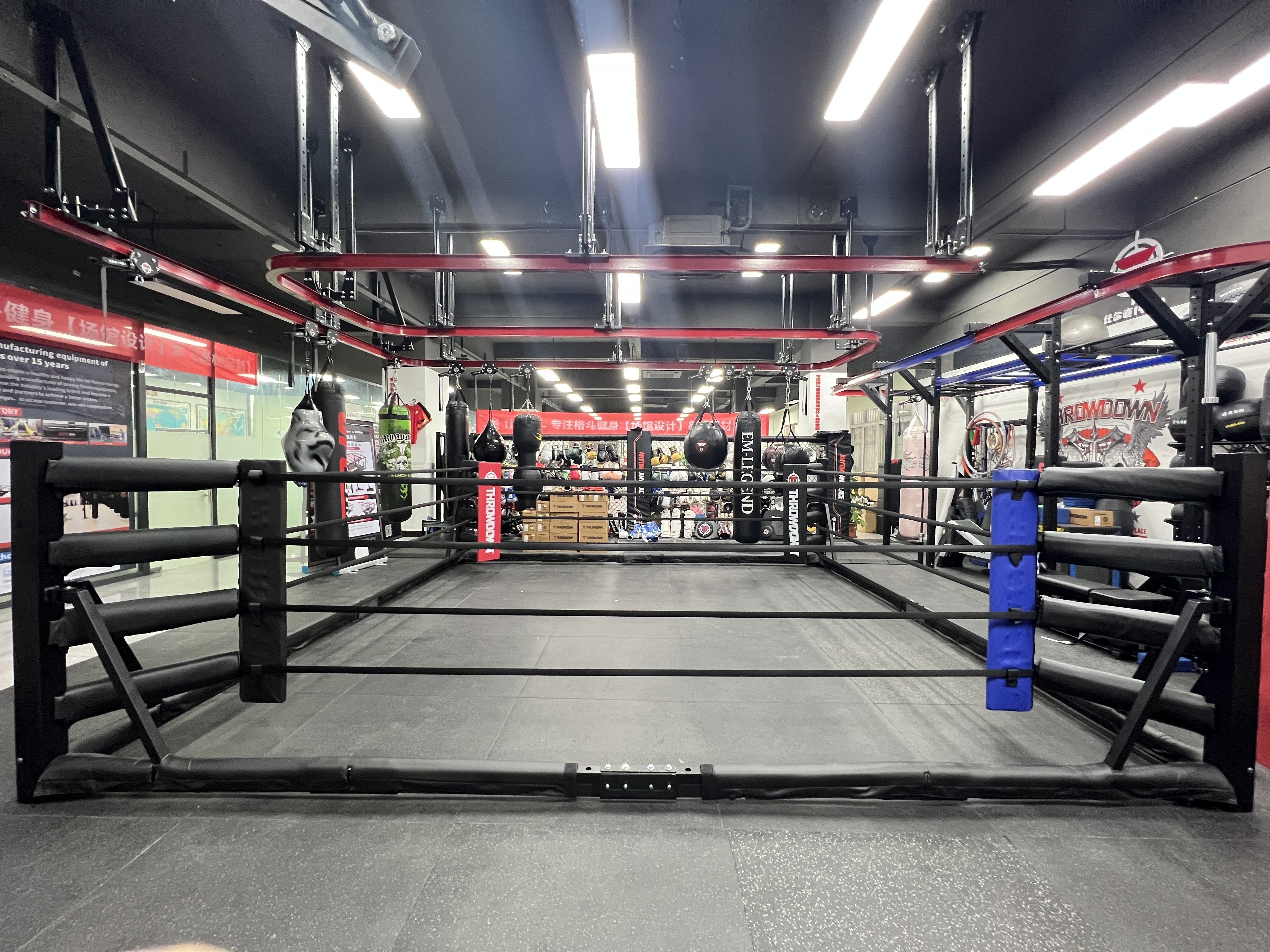 Professional Boxing Fighting Ring Collapsible Indoor / Outdoor Training Ground Elevated Portable Boxing Ring