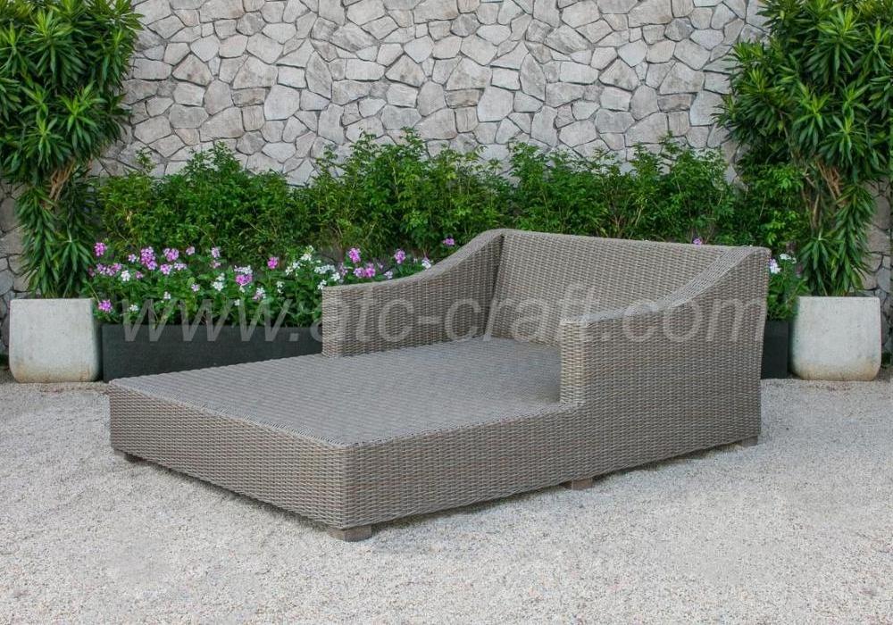 Stunning Design Wicker Double Daybed Outdoor Furniture