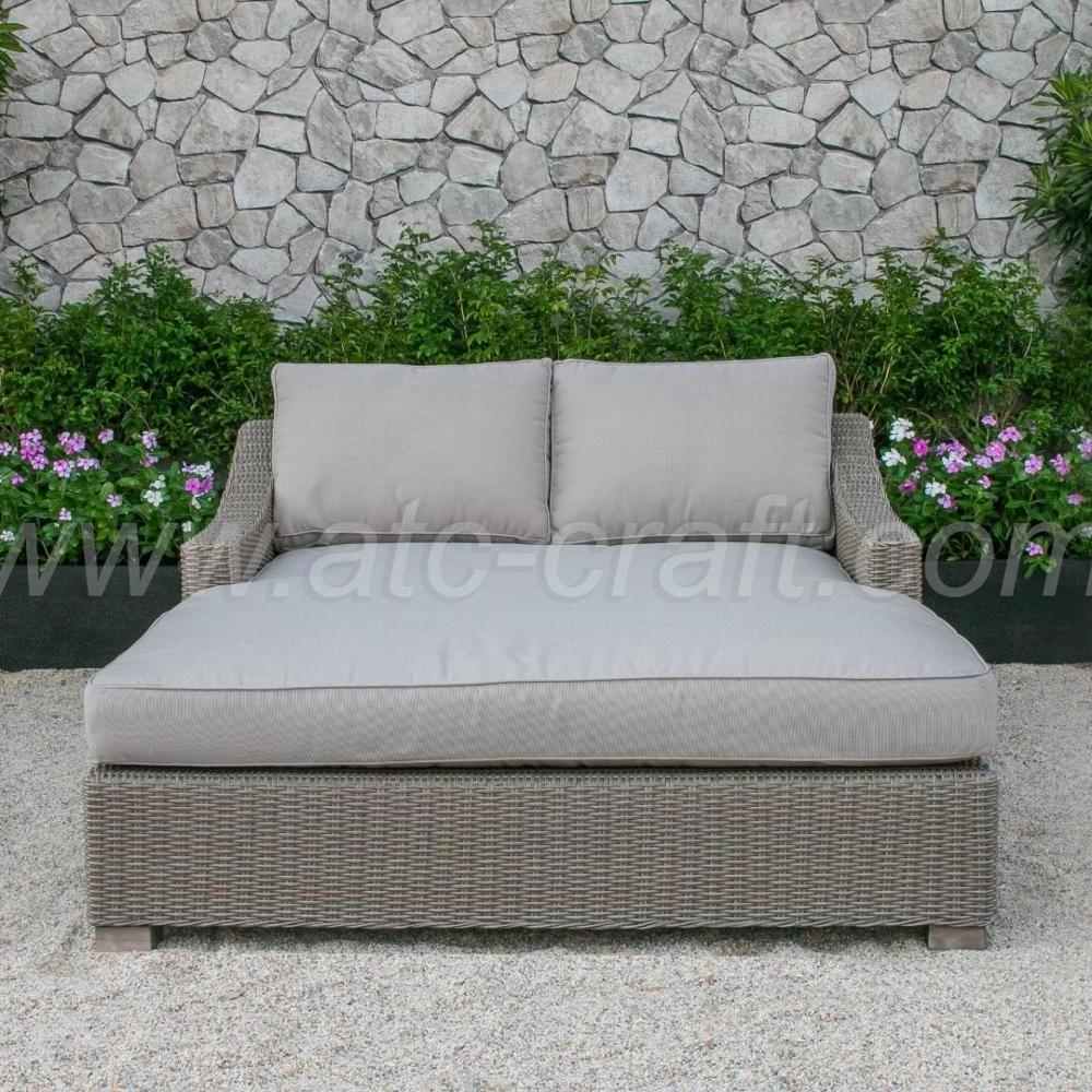 Stunning Design Wicker Double Daybed Outdoor Furniture