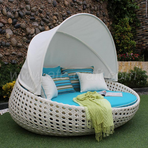 Trendy Poly Rattan Sunbed or Daybed For Outdoor Garden Patio Wicker Furniture