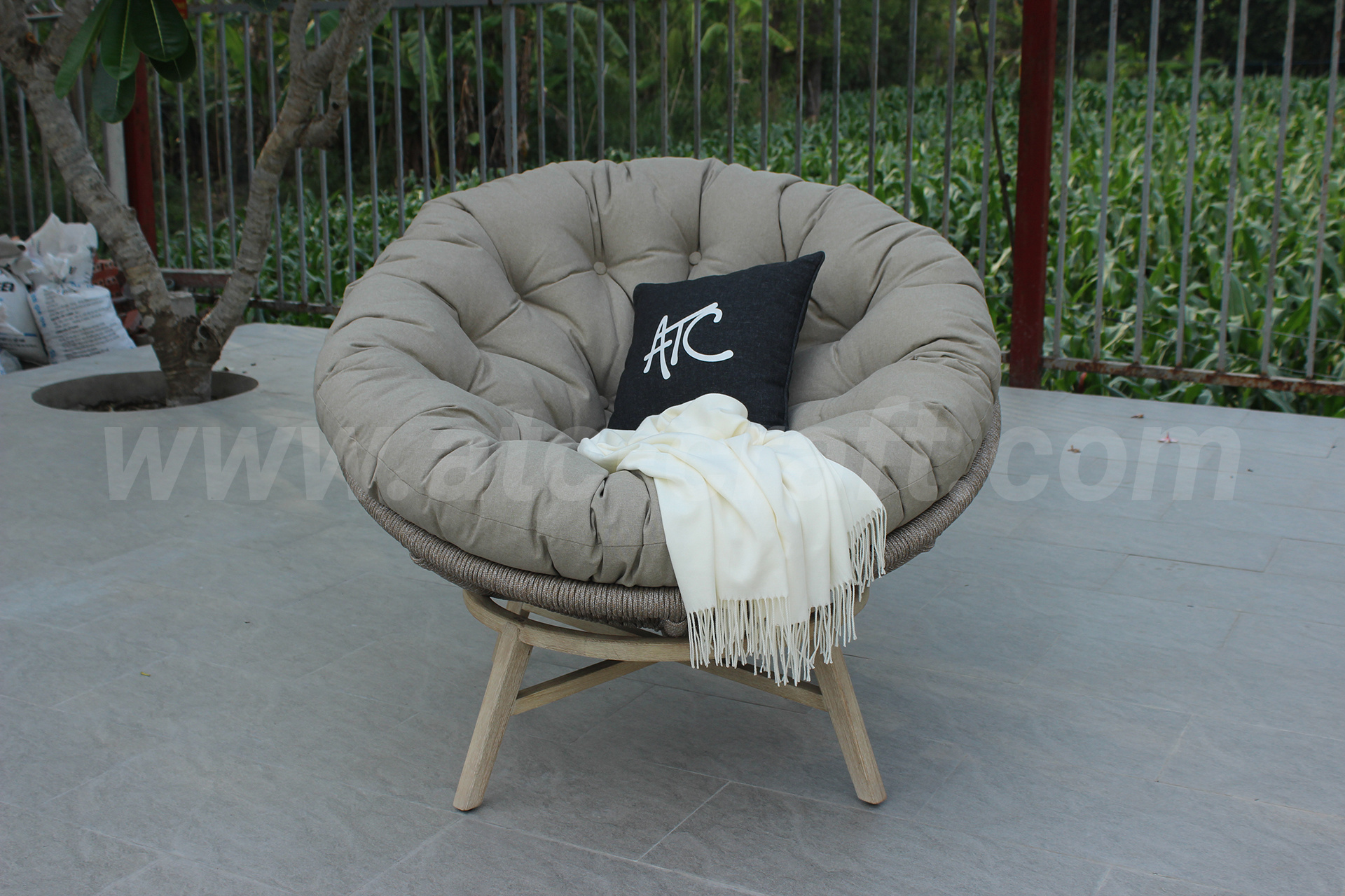 Modern Comfort Rattan Wicker Living Room Chairs Papasan Chair With Rope Wooden Frame and High Quality Cushion from Viet Nam