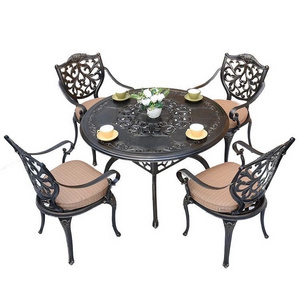 North European Garden New Design One Table 4 Chairs No Folded Dining Set Outdoor Patio Furniture