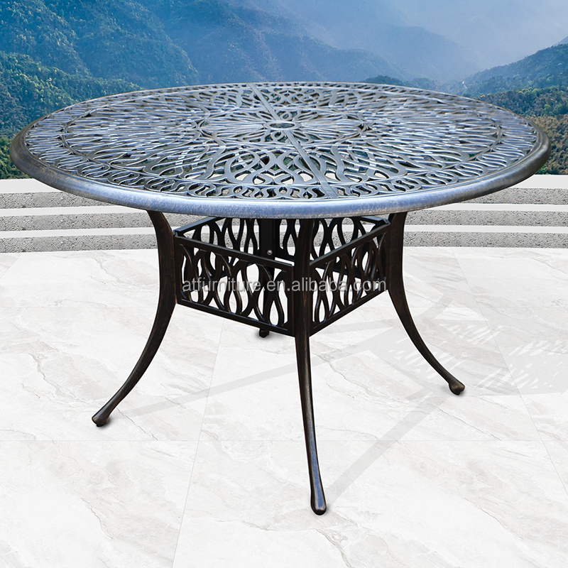 Luxury Metal Aluminum Die Cast Outdoor Table Aluminum Patio Furniture 48'' Table For Hotel Garden Outdoor Pool