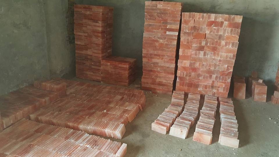 Pink Salt Rock Salt Block Wholesale Rate Himalayan Wall Panel Salt Bricks & Tiles For Sauna Room In Bulk Pakistan custom logo