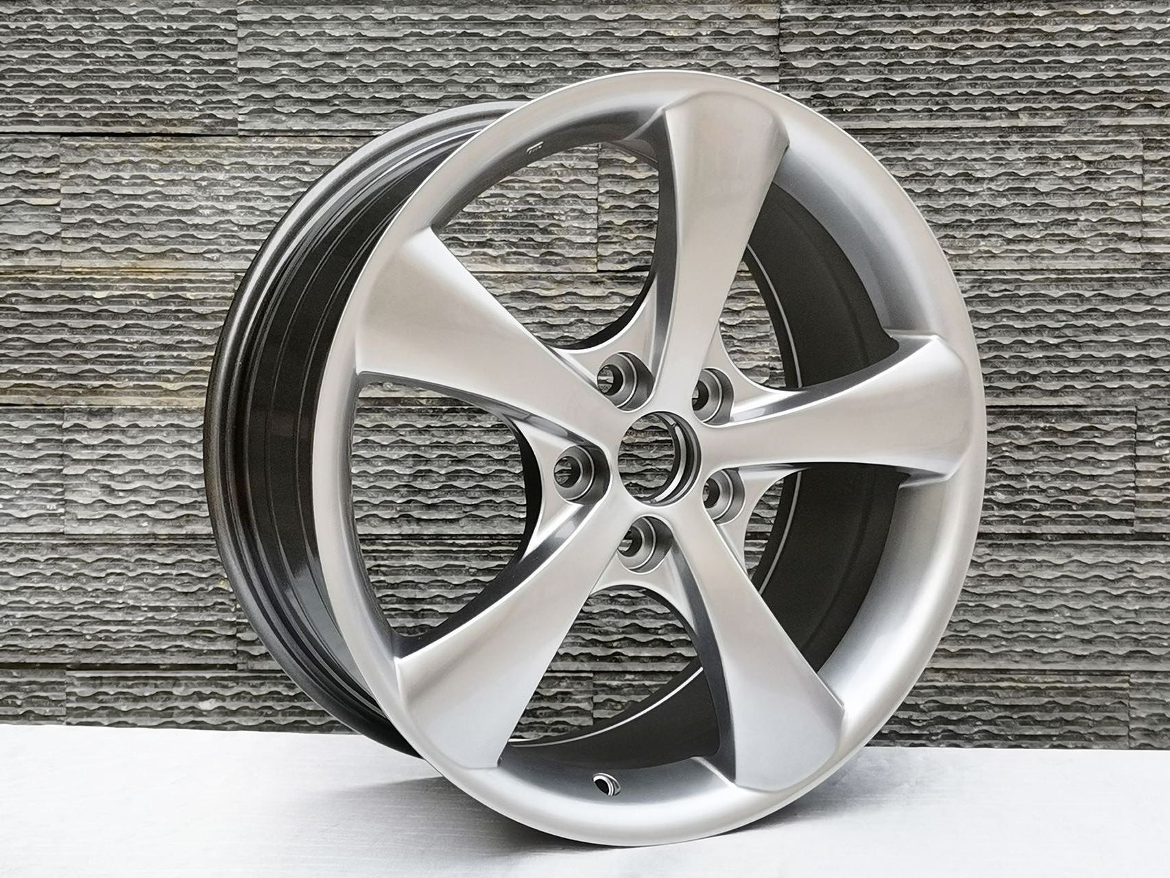 Antron hot sale 18 Inch 18x8.0 5x114.3 60.1 Casting Wheel Car Alloy Wheels Passenger Car Wheel   Rims for bbs Rims