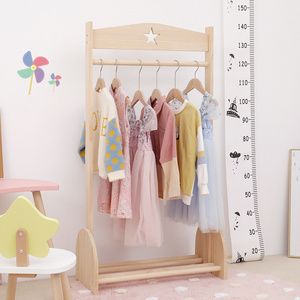 Nursery Wooden Coat Rack Sturdy Wooden Coat Rack Stand Tree Standing Children's Hanger with Star Pattern