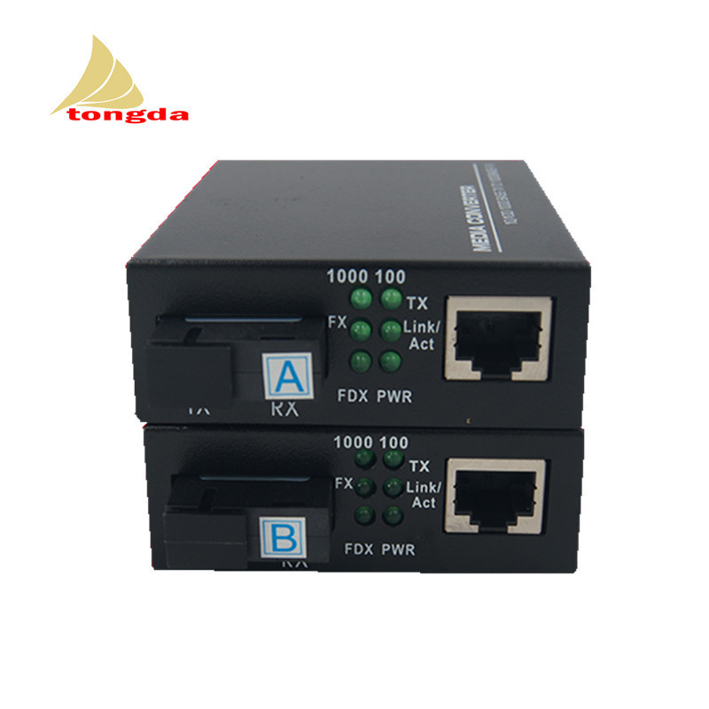 10M/100M/1000M fiber compatible D link media converter 20km fiber optic switch