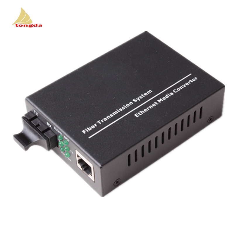 10M/100M/1000M fiber compatible D link media converter 20km fiber optic switch