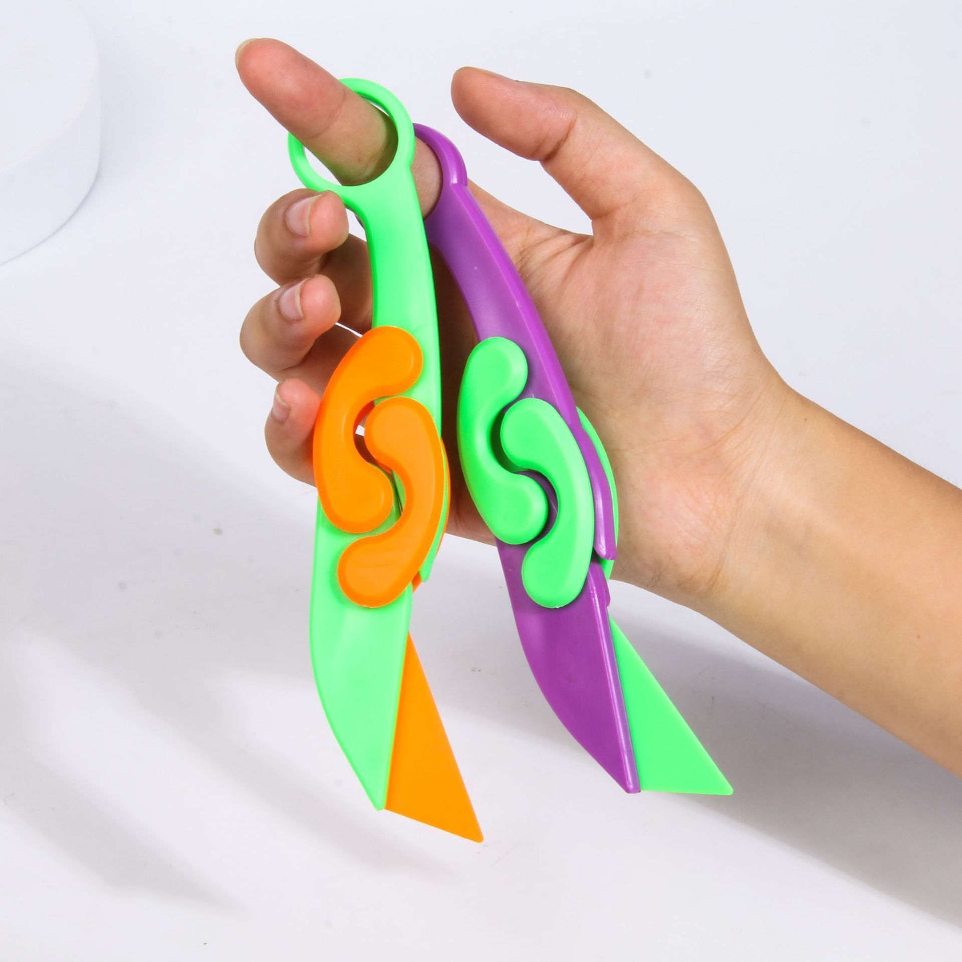 High quality folding telescopic plastic radish knife toy autism sensory toy 3d printed  radish knife toy plastic knife