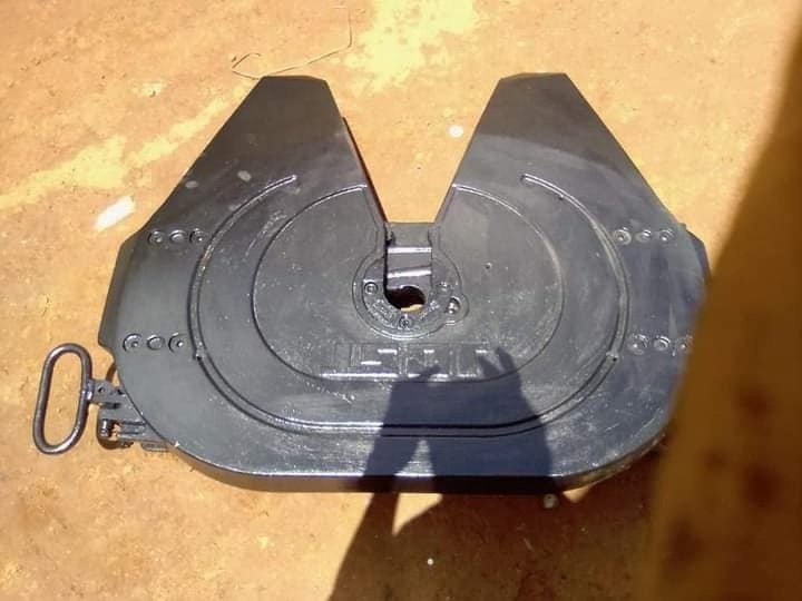 Factory Outlet 50# Semi Trailer Assembly 90# Fifth Wheel Traction Seat Kingpin 50mm for Sale