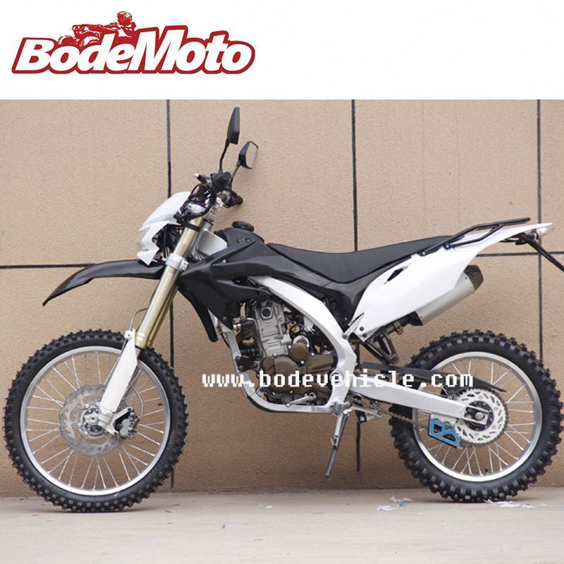 250cc Motocross Dirt Bike