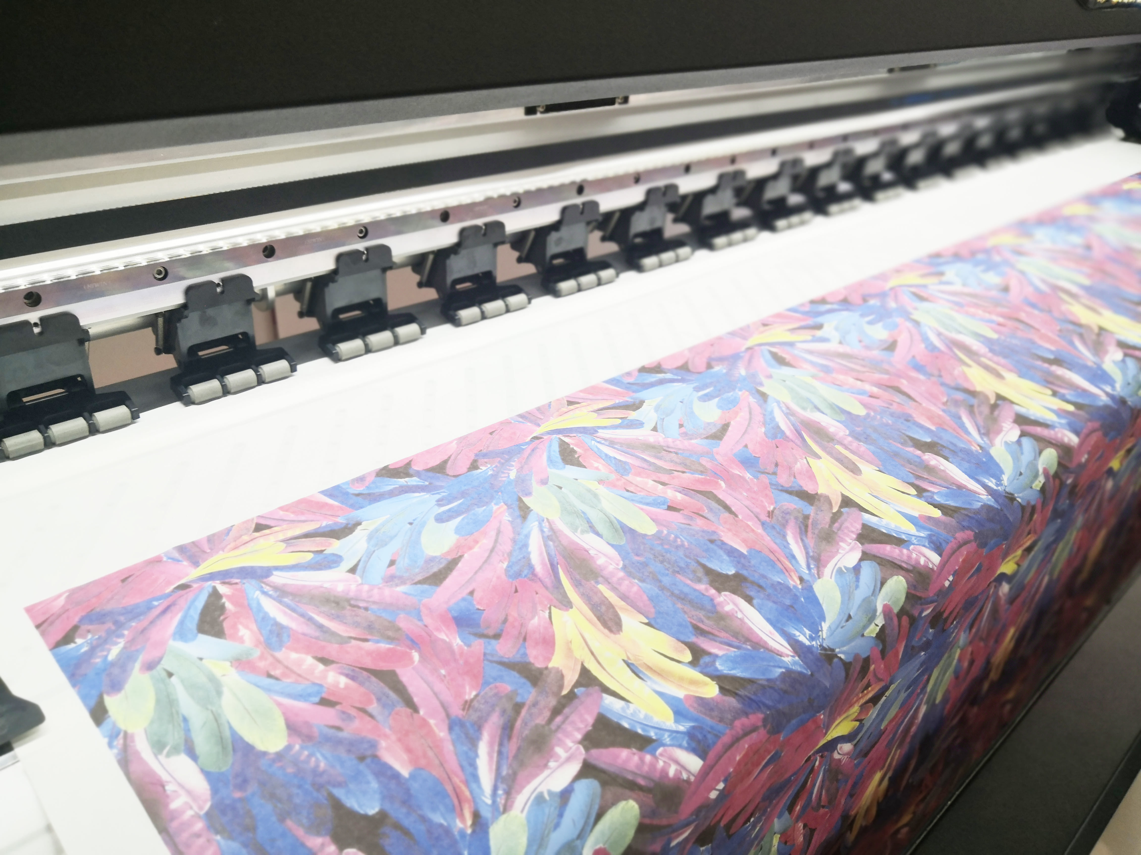 Direct textile printer to the fabric 1.8M sublimation transfer Printer  printing  price  fabric sublimation printing Machine