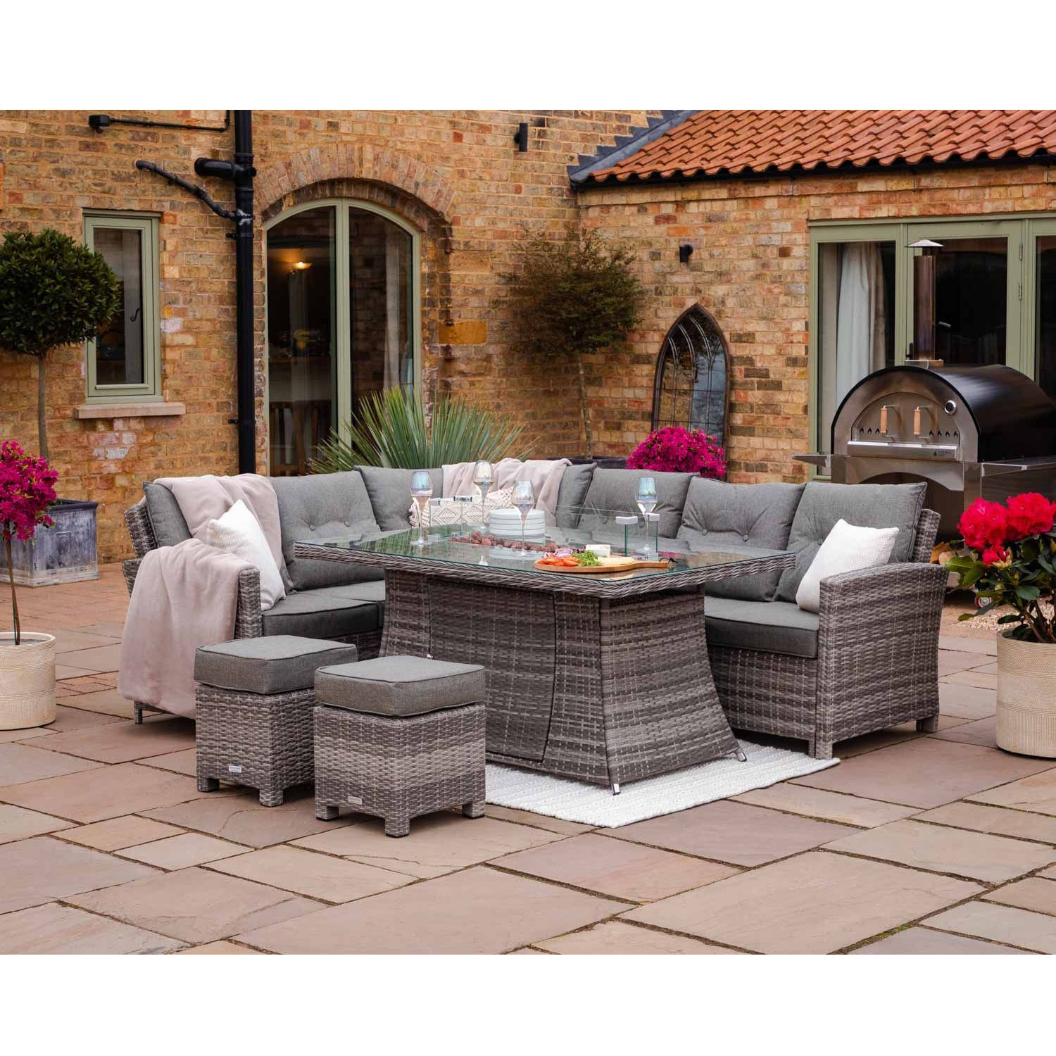 UK 8 Seat outdoor Rattan Furniture Corner Dining Set with Patio fire pit table