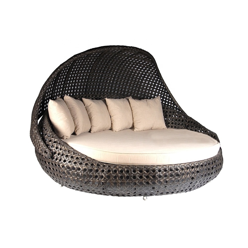 Outdoor rattan furniture swimming poolside sun lounge sectional queen rattan bed