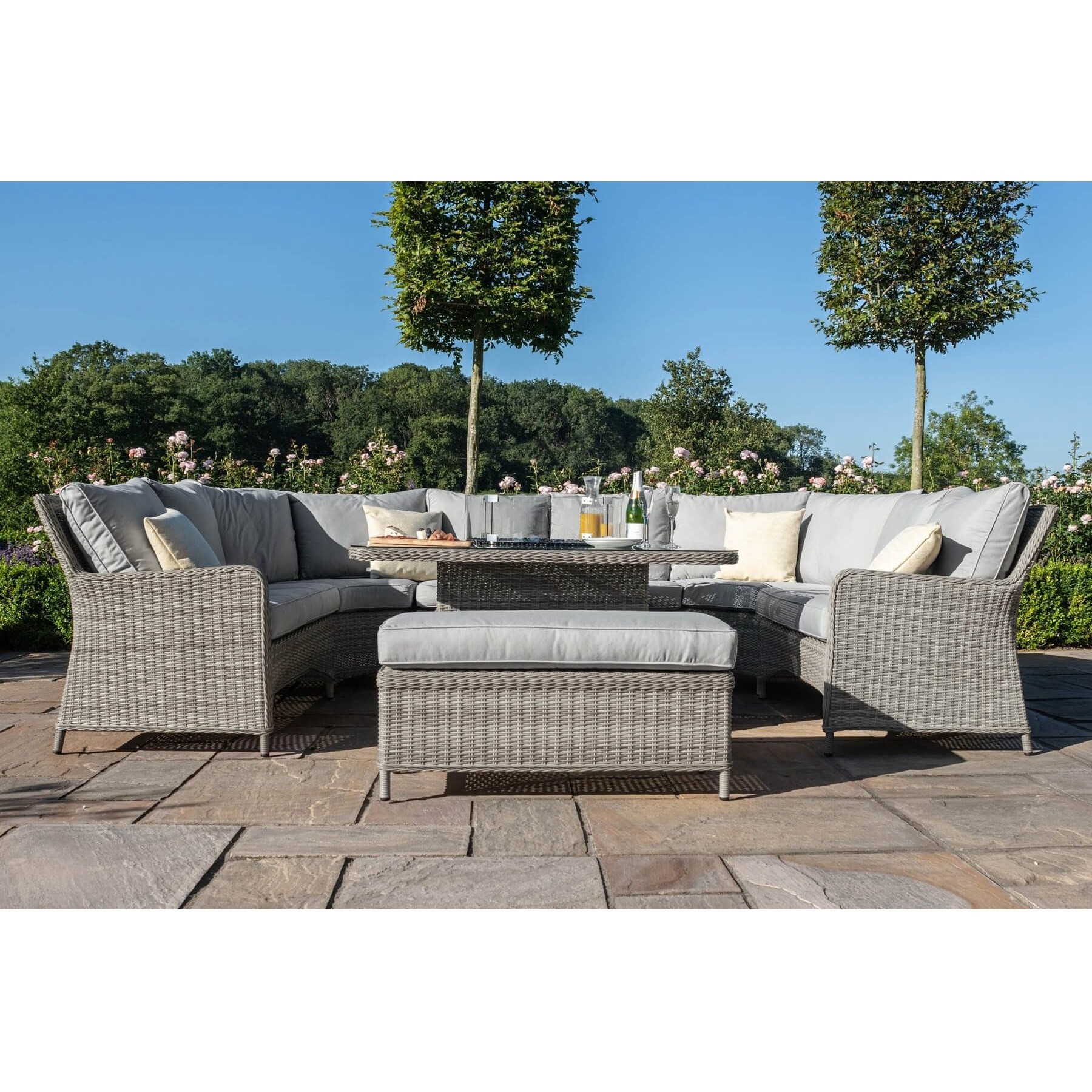 Backyard Outdoor Furniture Sets Waterproof Garden Outdoor Sectional Oxford Grey Rattan Luxury U-shaped Sofa Set With fire pit