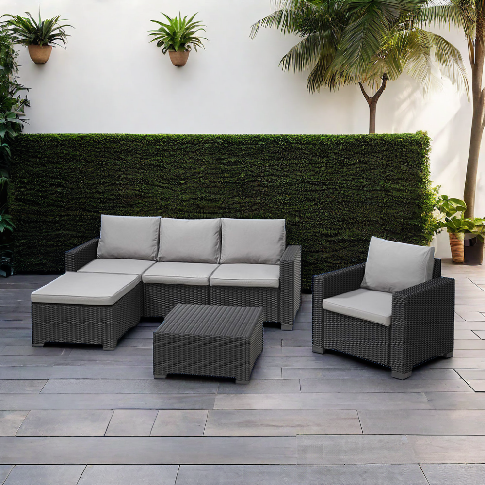 The freely combinable outdoor sofa set is made of PP environmentally friendly material with fluffy cushions.