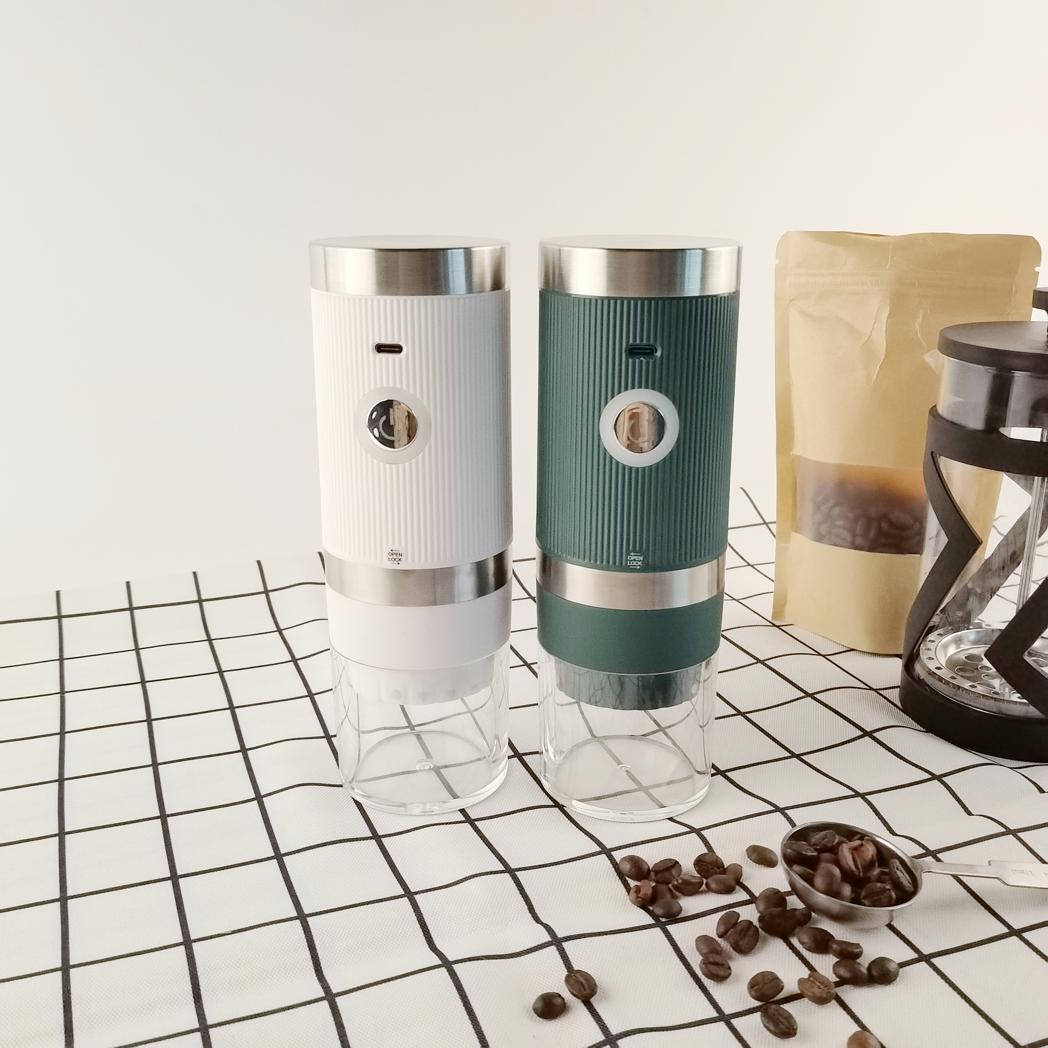 New Arrival Low MOQ USB Rechargeable Electric Coffee Bean Grinder Portable coffee grinder