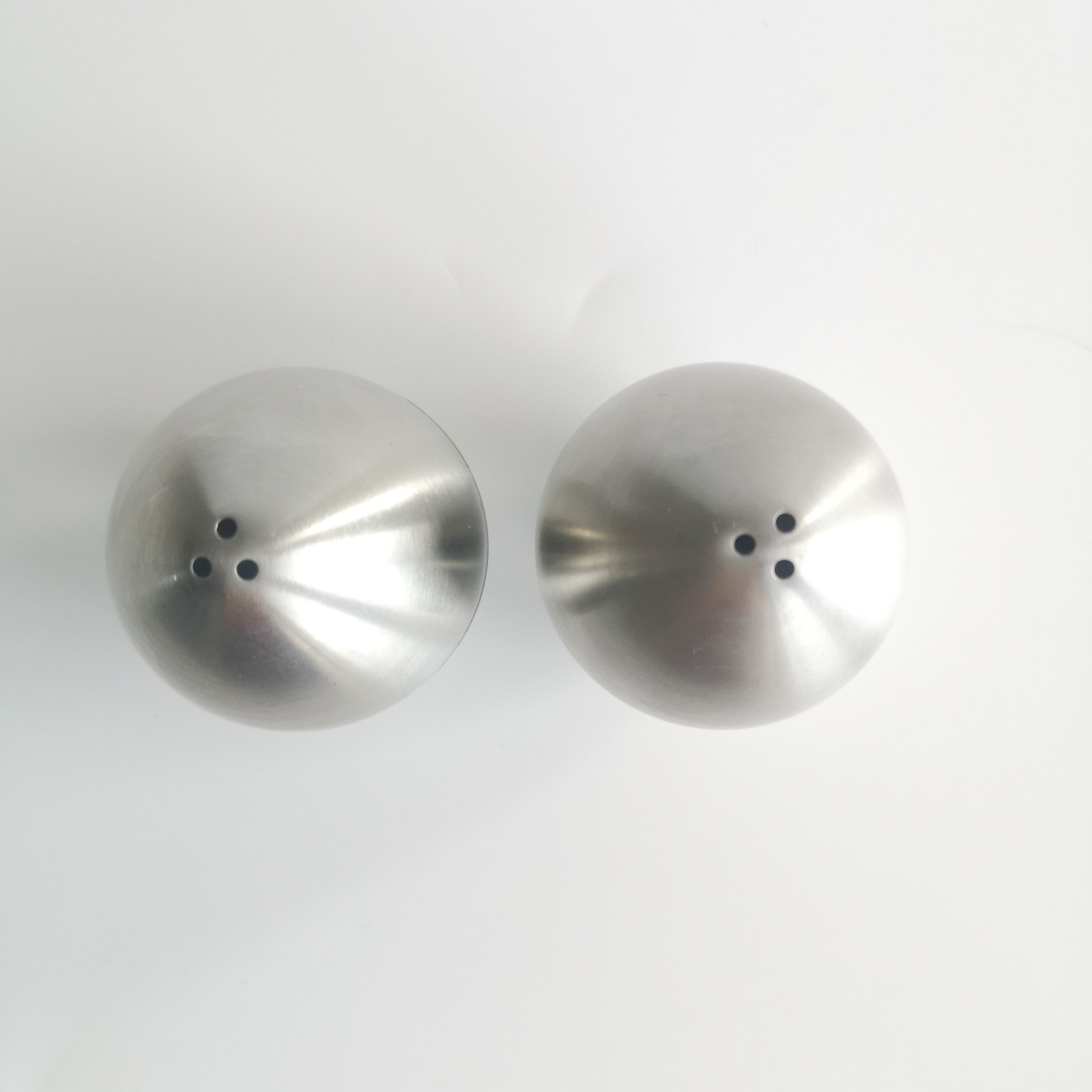 High Quality Mini Egg Shape Stainless Steel Salt and Pepper Spice Shaker