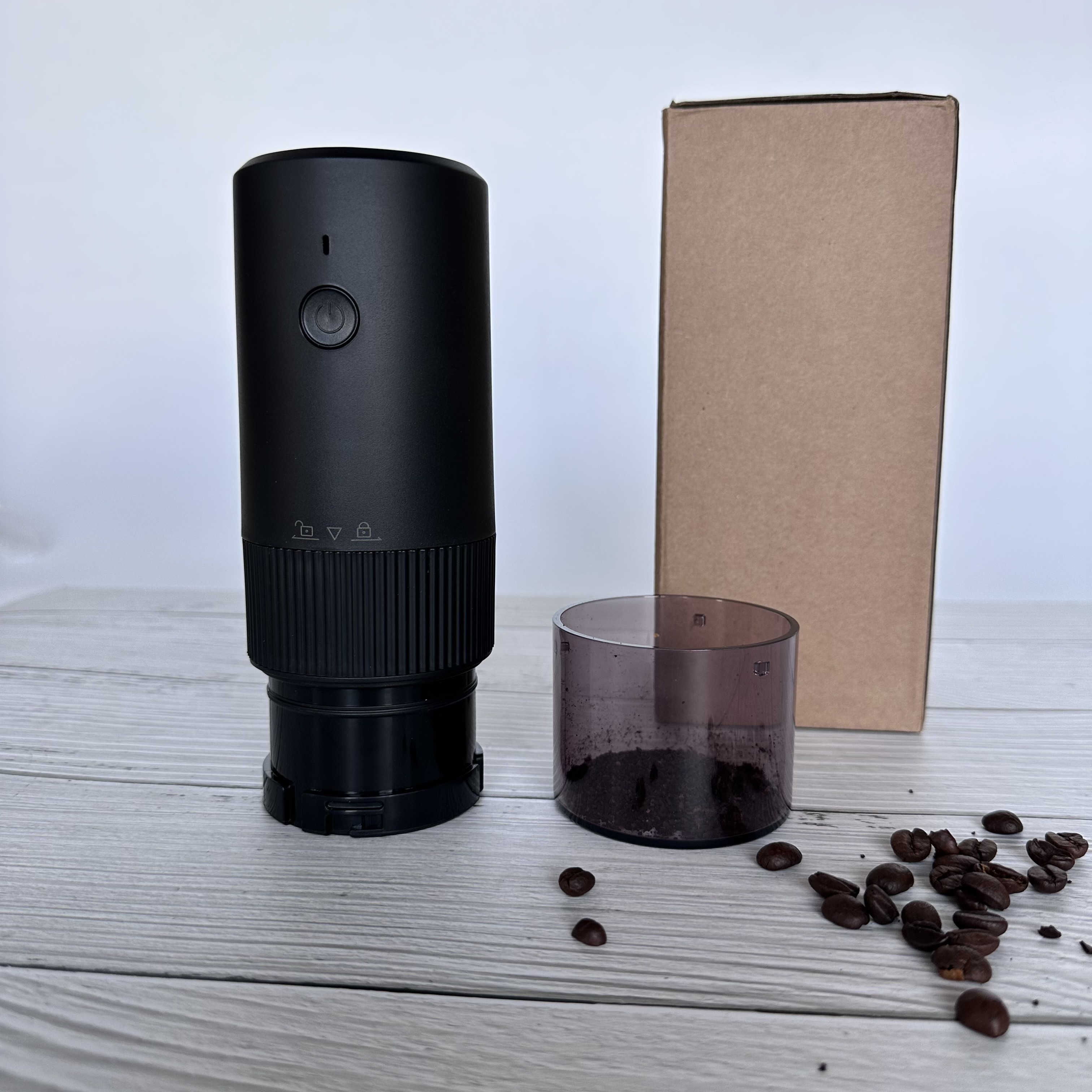 Small Portable Mini Home Kitchen Coffee Bean Grinder Automatic Mill USB Charging Electric Coffee Grinder