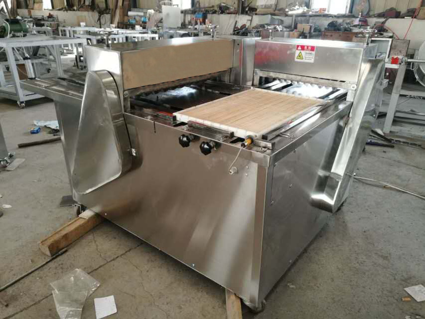 Industrial candy making granola bars pressing cutting nuts cereal bar moulding forming cutter machine price