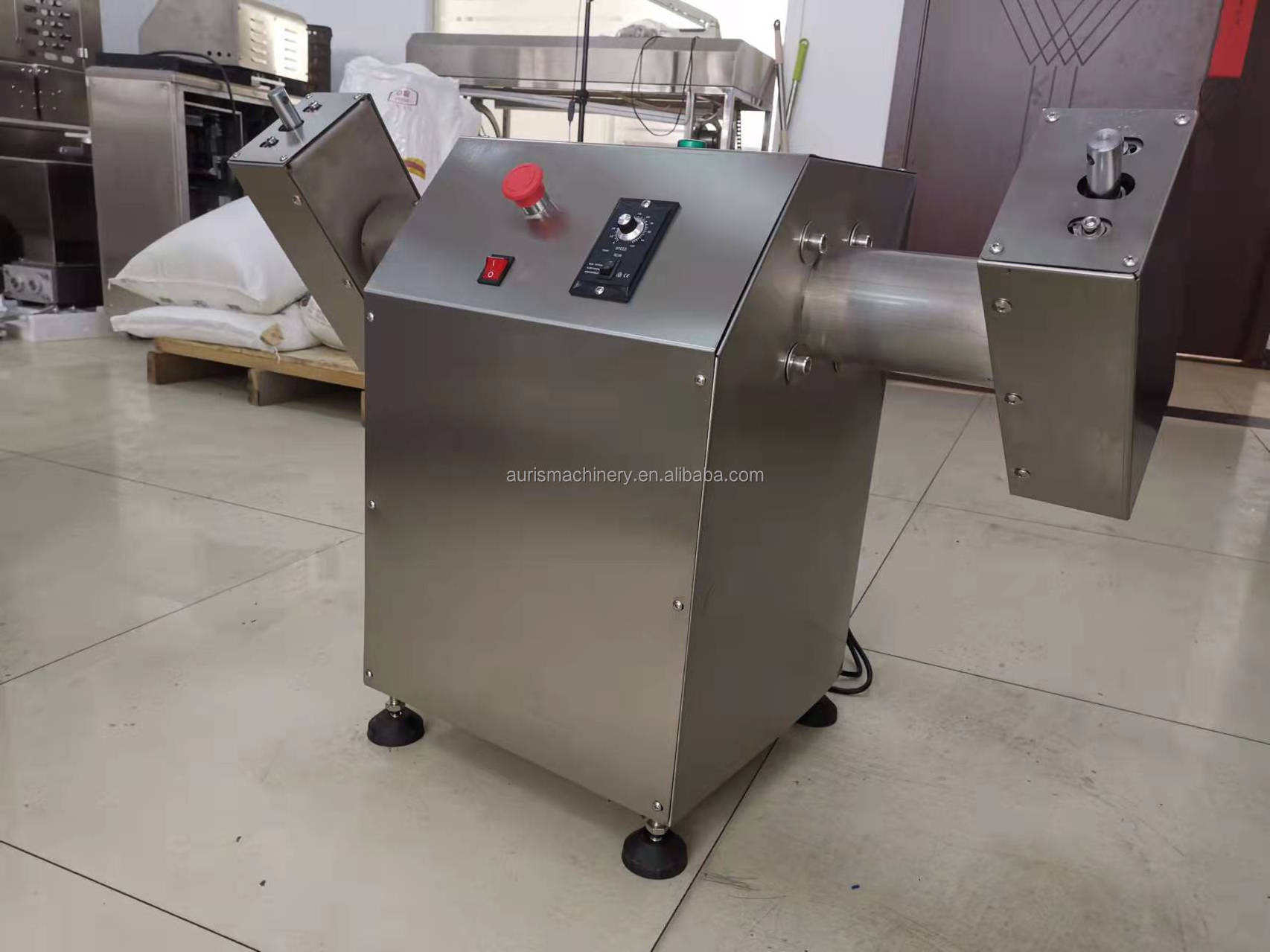 Chocolate Bar Making Spinning Machine Hollow Chocolate Egg Machine