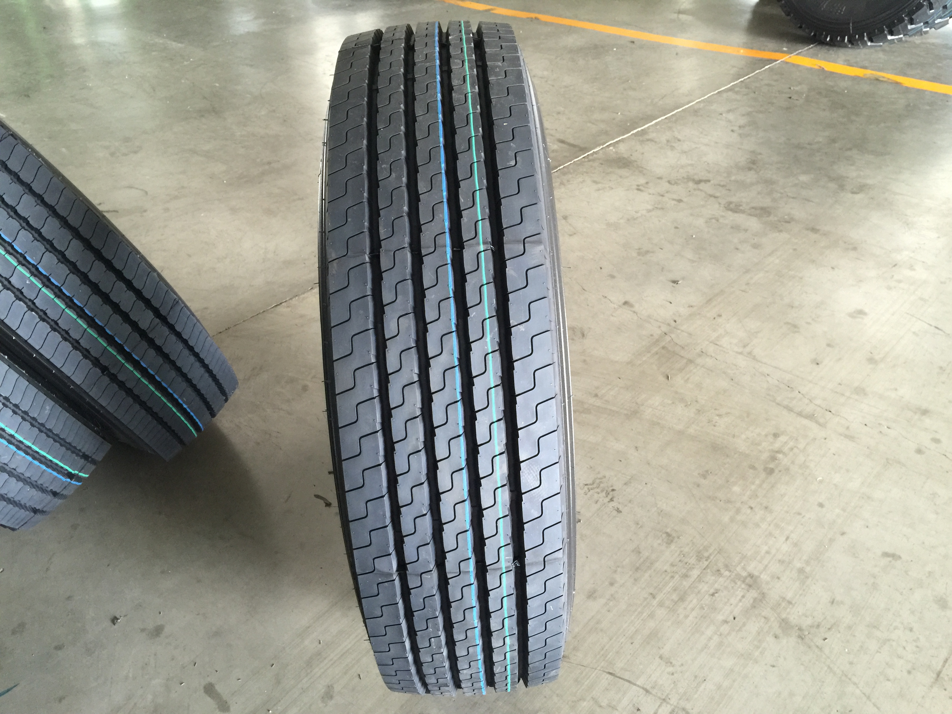 315/80r22.5 wholesale semi truck tires  315/80 r 22.5 11r22.5  truck tyres manufacturer in china