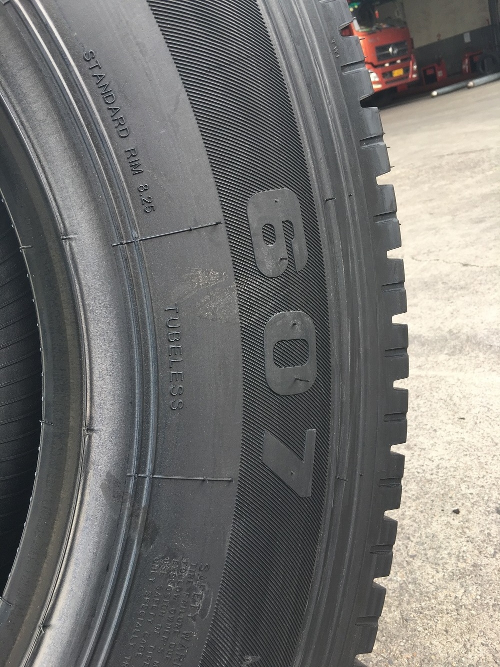 ANNAITE AMBERSTONE 11r 24 5 607 open shoulder pattern wholesale semi truck tire for sale