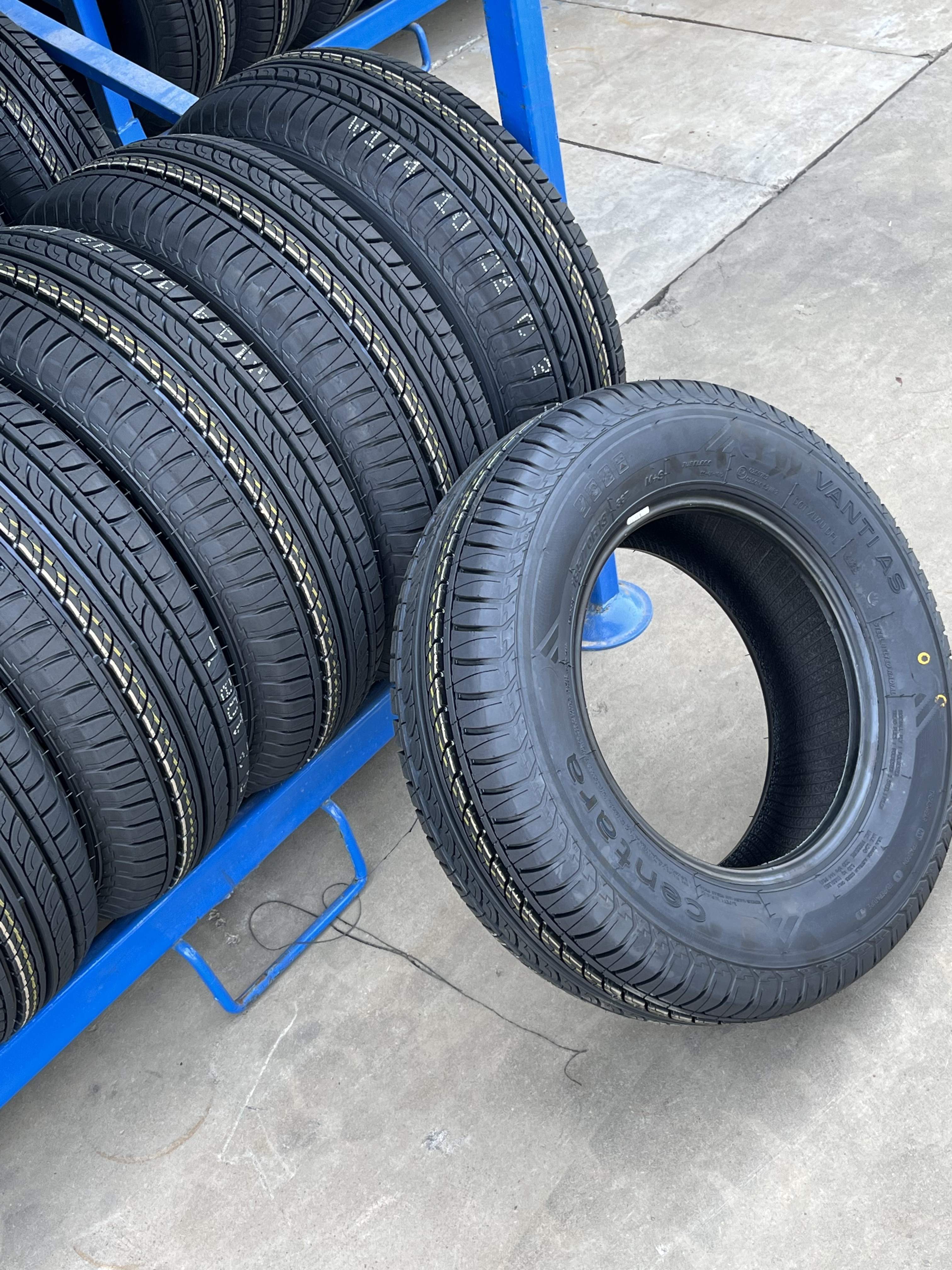 Wholesale Chinese New Mud terrain Tire factory 31 10 5r15 235 85r16  285 75r16 265 70r17 MT AT tyres