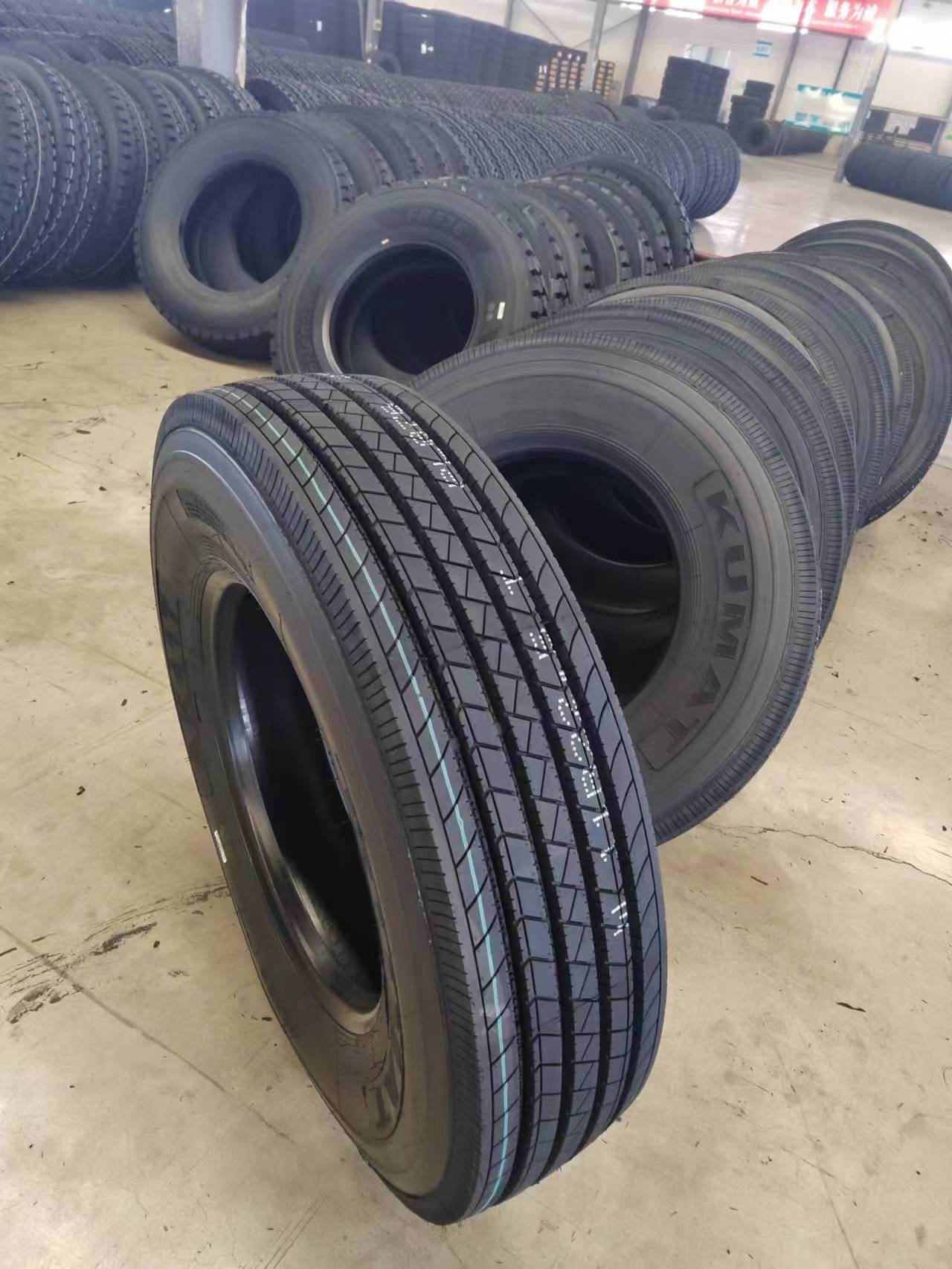 2024 TBR Tyre  Heavy Truck Tire Made In China factory price 11R22.5 11R24.5 295/75 discount on sale