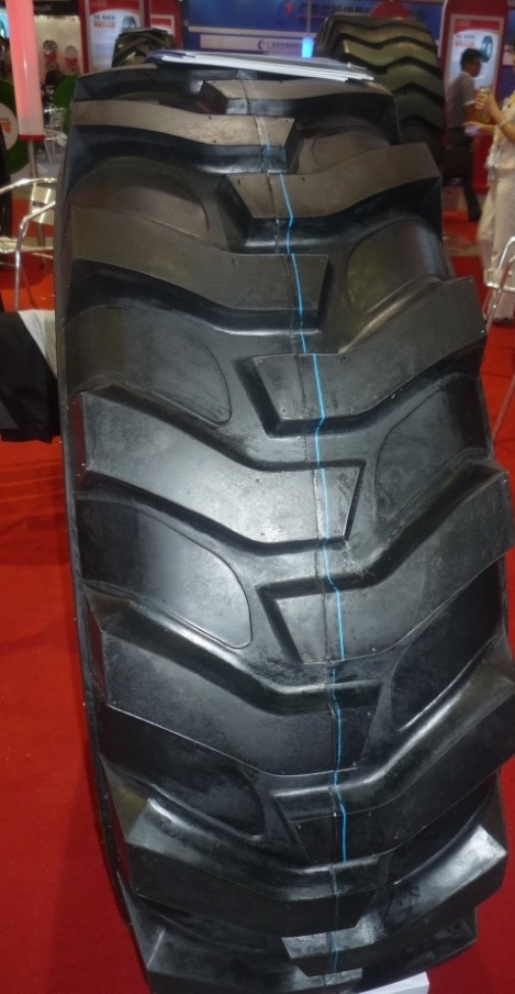 Backhoe tires 19 5 24. 17.5L-24, 16.9-24, 16.9-28, 12.5/80-18 new industrial tyre for sale